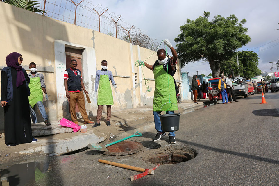 On the streets with Somalia’s poliovirus detectives
